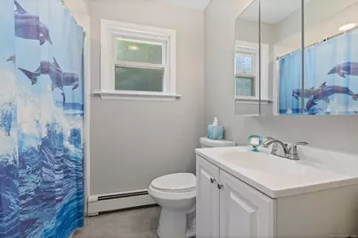 24 Pine Street, Waterford, CT 06385 - Photo 11