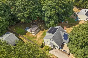 24 Pine St, Waterford, CT 06385 - Photo 3