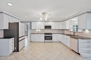 24 Haig Ave, Stamford, CT 06905 - Photo 15