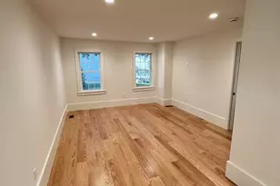 2318 Mill Plain Rd, Fairfield, CT 06824 - Photo 7