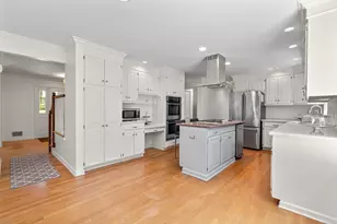 181 Old Boston Rd, Wilton, CT 06897 - Photo 9