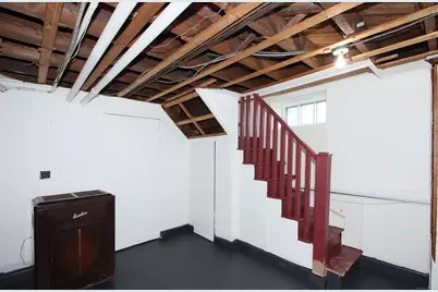 30 Pearl Street, Meriden, CT 06450 - Photo 15