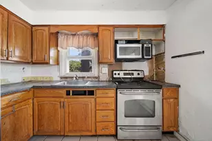 1820 Dean St, New Haven, CT 06512 - Photo 5