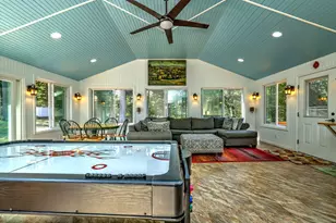 700 Royal Ln, Orange, CT 06477 - Photo 13