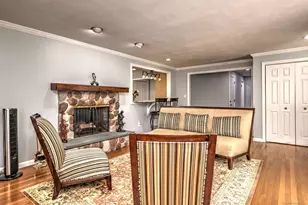 700 Royal Ln, Orange, CT 06477 - Photo 7