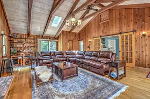 700 Royal Ln, Orange, CT 06477 - Photo 23