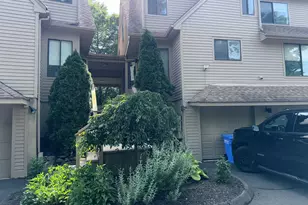 210 Treadwell St, Hamden, CT 06517 - Photo 3