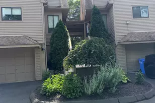 210 Treadwell St, Hamden, CT 06517 - Photo 9