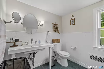 104 Bentwood Road, West Hartford, CT 06107 - Photo 29