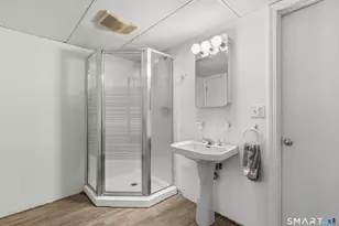 104 Bentwood Rd, West Hartford, CT 06107 - Photo 17