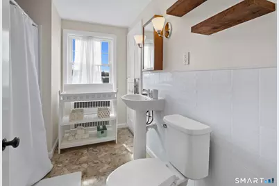 104 Bentwood Road, West Hartford, CT 06107 - Photo 25