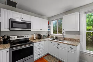 845 Ocean Ave, New London, CT 06320 - Photo 35