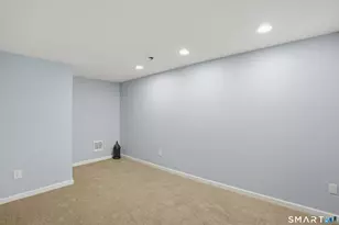 102 Heatherwood Dr, Brookfield, CT 06804 - Photo 19