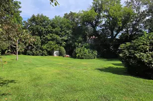 2 Linden Rd, Woodbury, CT 06798 - Photo 5