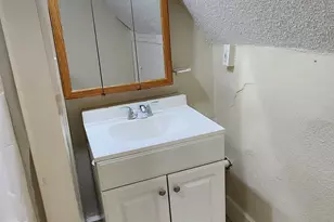 214 Blohm St, West Haven, CT 06516 - Photo 17