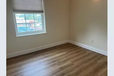 39 Grenhart Road, Stamford, CT 06902 - Photo 13