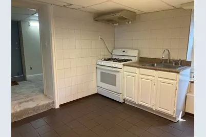 39 Grenhart Road, Stamford, CT 06902 - Photo 3