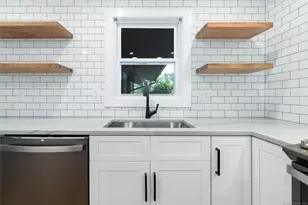 228 Pattonwood Dr, Southington, CT 06489 - Photo 5