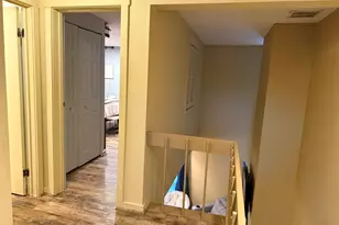 92 Shepards Knoll Dr, Hamden, CT 06514 - Photo 23