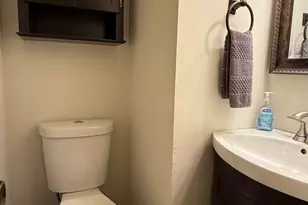 92 Shepards Knoll Dr, Hamden, CT 06514 - Photo 11