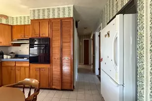 681 Westfield Ave, Bridgeport, CT 06606 - Photo 7