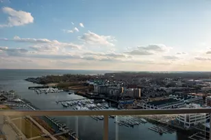 1 Hbr Pt Rd, Stamford, CT 06902 - Photo 19