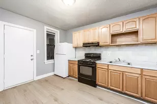 50 York St, Hartford, CT 06106 - Photo 7