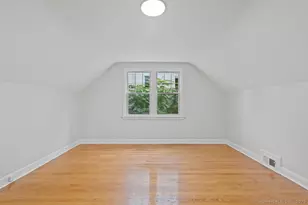 110 3rd St, Hamden, CT 06514 - Photo 11