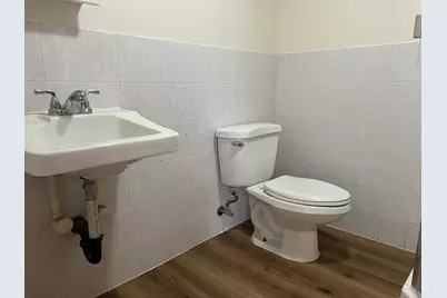 39 Grenhart Road, Stamford, CT 06902 - Photo 5