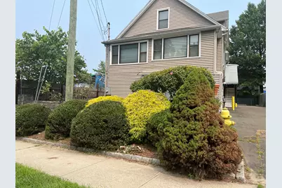 39 Grenhart Road, Stamford, CT 06902 - Photo 1