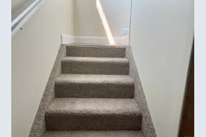 39 Grenhart Road, Stamford, CT 06902 - Photo 9