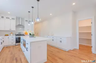 2 Brookview Heights Ct, Shelton, CT 06484 - Photo 9