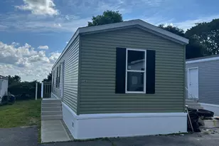 435 High St, Groton, CT 06335 - Photo 1