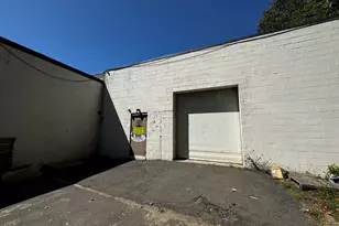 221 Bull Hill Ln, West Haven, CT 06516 - Photo 1