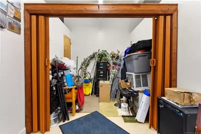 855 East Main Street, Bridgeport, CT 06608 - Photo 9