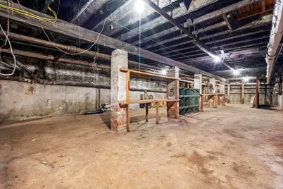 855 East Main Street, Bridgeport, CT 06608 - Photo 37