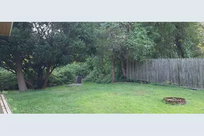 2 Faye Street, New London, CT 06320 - Photo 5