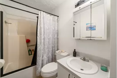 147 Hamden Avenue #APT H, Waterbury, CT 06704 - Photo 23