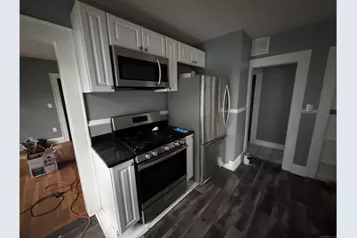 65 Palm Street #2nd Floor, Bridgeport, CT 06610 - Photo 7