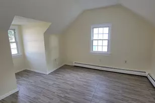 133 Charter Oak Ave, East Haven, CT 06512 - Photo 9