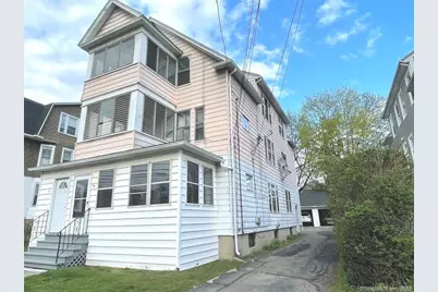 36 Oakwood Avenue #First Floor, West Hartford, CT 06119 - Photo 3