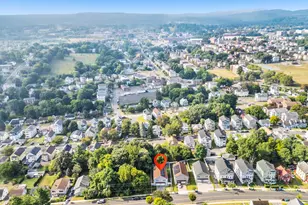 55 Allen St, New Britain, CT 06053 - Photo 3