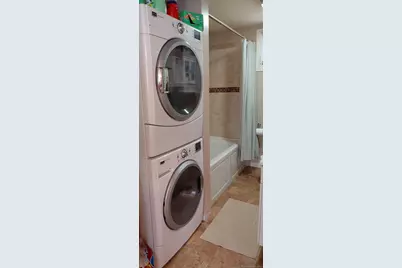 11 Pueblo Trail, Shelton, CT 06484 - Photo 5