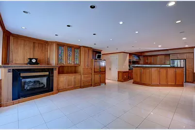 615 Ridge Road, Wethersfield, CT 06109 - Photo 17