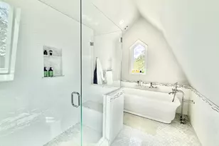 74 Mile Creek Rd, Old Lyme, CT 06371 - Photo 21