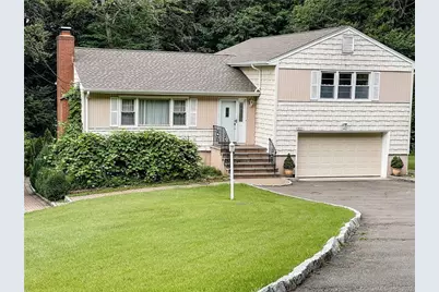 317 Weeping Willow Lane, Fairfield, CT 06825 - Photo 1