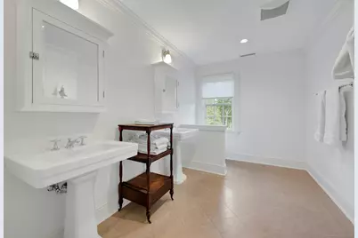 166 Rowayton Avenue #2, Norwalk, CT 06853 - Photo 31