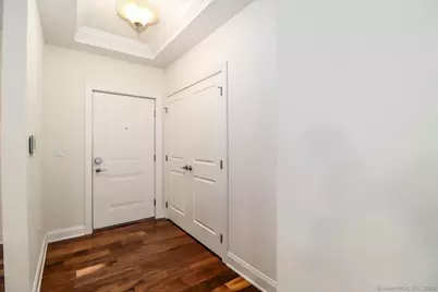 603 Brookside Court #603, Newtown, CT 06470 - Photo 3