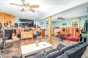 21 Chimney Dr, Bethel, CT 06801 - Photo 9