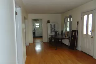 139 Chester Ave, Waterbury, CT 06704 - Photo 23